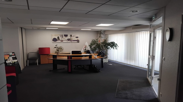 Ma-Cabane - Location Local commercial DOUE-LA-FONTAINE, 223 m²