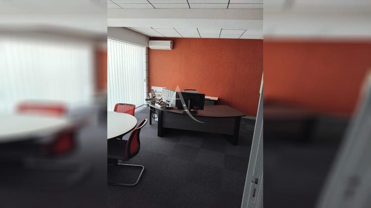 Ma-Cabane - Location Local commercial DOUE-LA-FONTAINE, 223 m²