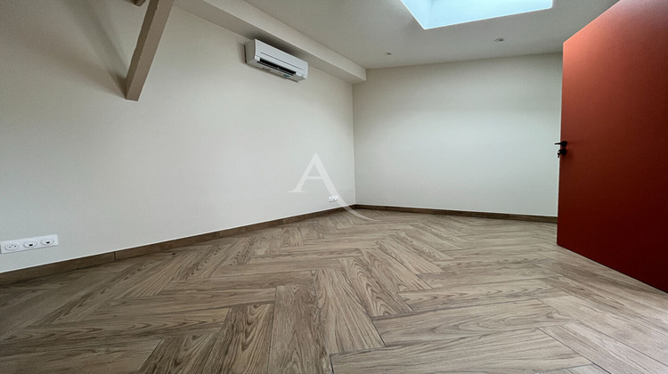 Ma-Cabane - Location Local commercial DOURDAN, 59 m²