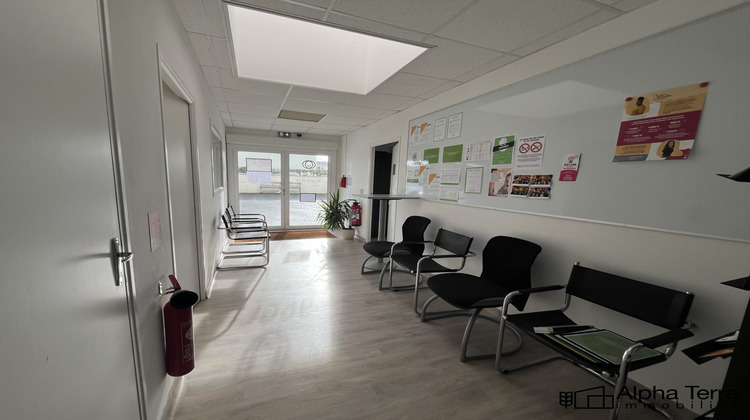 Ma-Cabane - Location Local commercial Douvres-la-Délivrande, 105 m²