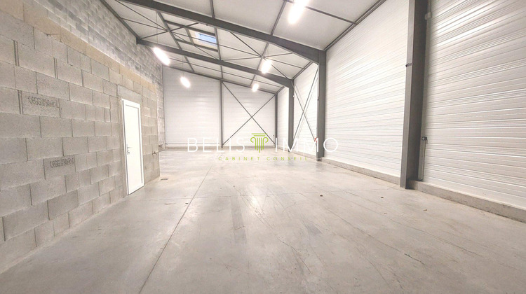 Ma-Cabane - Location Local commercial Druye, 210 m²