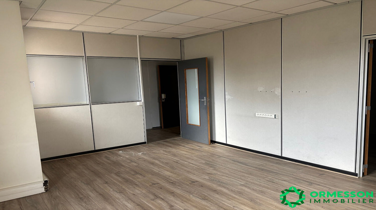 Ma-Cabane - Location Local commercial EAUBONNE, 65 m²