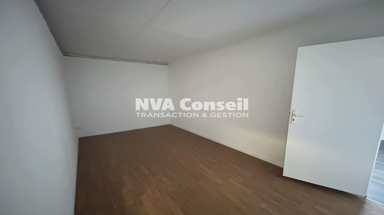 Ma-Cabane - Location Local commercial Eaubonne, 209 m²