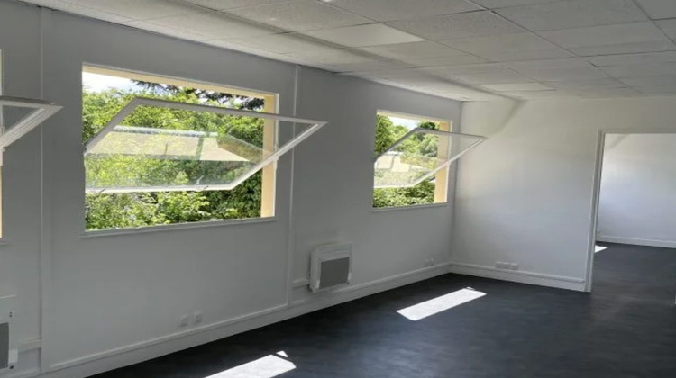 Ma-Cabane - Location Local commercial Eaubonne, 74 m²