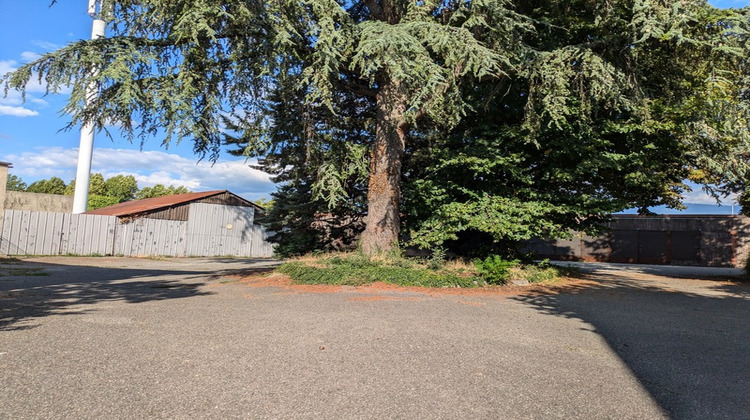 Ma-Cabane - Location Local commercial ECHIROLLES, 680 m²