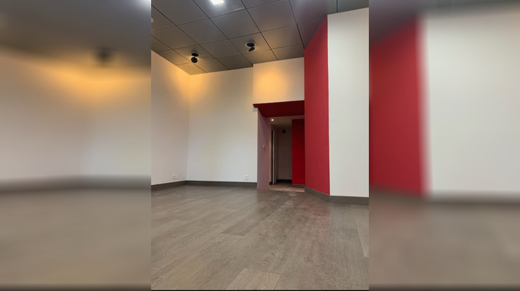 Ma-Cabane - Location Local commercial EGUILLES, 35 m²