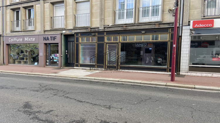 Ma-Cabane - Location Local commercial Elbeuf, 50 m²