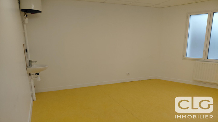 Ma-Cabane - Location Local commercial ELLIANT, 14 m²