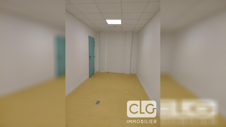 Ma-Cabane - Location Local commercial ELLIANT, 16 m²