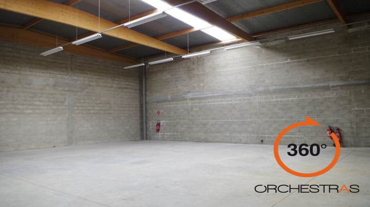 Ma-Cabane - Location Local commercial Emerainville, 387 m²