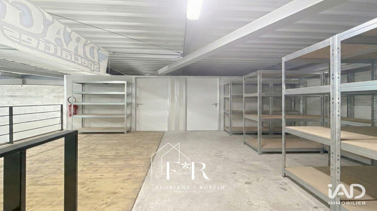 Ma-Cabane - Location Local commercial Entraigues-sur-la-Sorgue, 245 m²