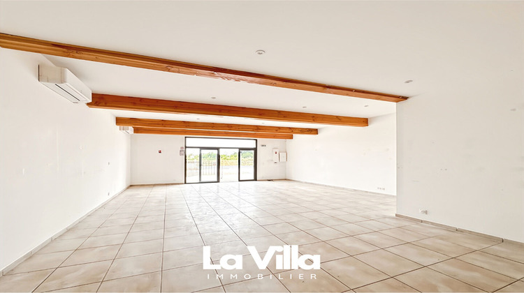 Ma-Cabane - Location Local commercial ENTRAIGUES-SUR-LA-SORGUE, 80 m²