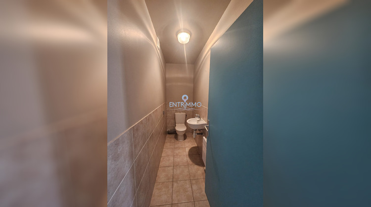 Ma-Cabane - Location Local commercial Entrelacs, 127 m²