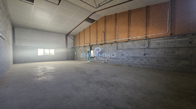 Ma-Cabane - Location Local commercial Entrelacs, 127 m²