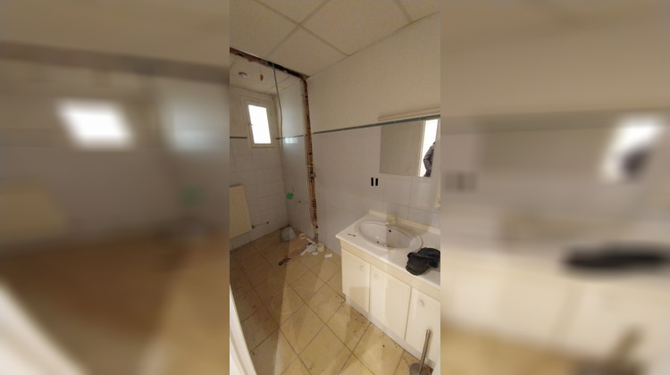 Ma-Cabane - Location Local commercial EPERNON, 600 m²