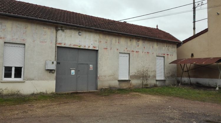 Ma-Cabane - Location Local commercial EPINAC, 570 m²