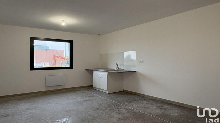 Ma-Cabane - Location Local commercial Eslettes, 900 m²