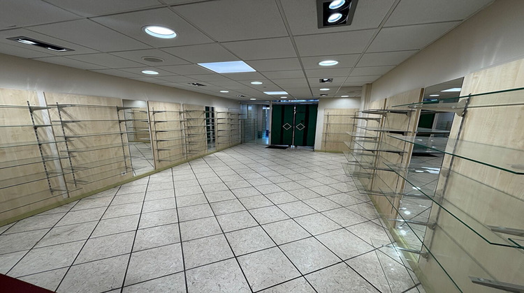 Ma-Cabane - Location Local commercial ESPALION, 94 m²