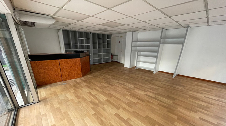 Ma-Cabane - Location Local commercial ESPALION, 25 m²