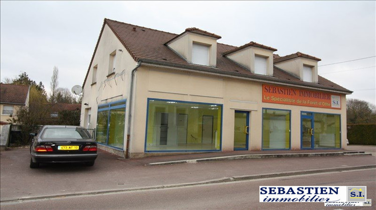 Ma-Cabane - Location Local commercial Estissac, 45 m²