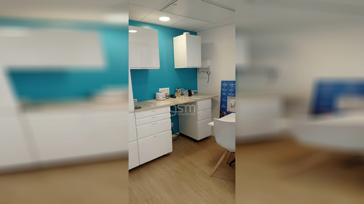 Ma-Cabane - Location Local commercial Esvres, 33 m²