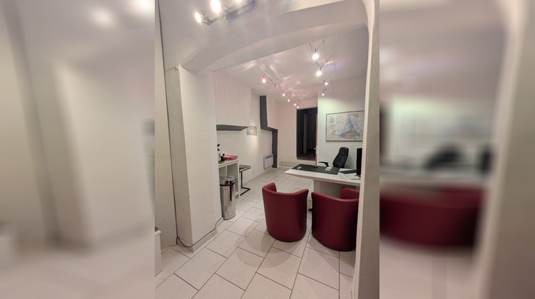 Ma-Cabane - Location Local commercial EYGUIERES, 30 m²