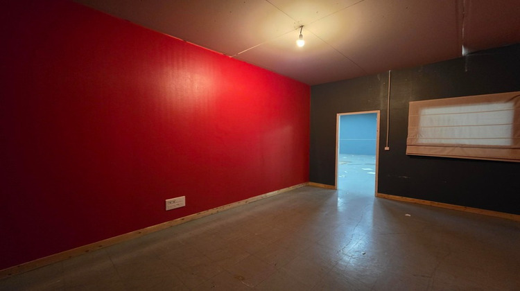 Ma-Cabane - Location Local commercial FAGNIERES, 355 m²