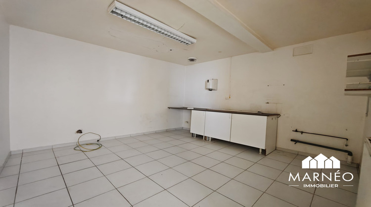 Ma-Cabane - Location Local commercial Fagnières, 220 m²