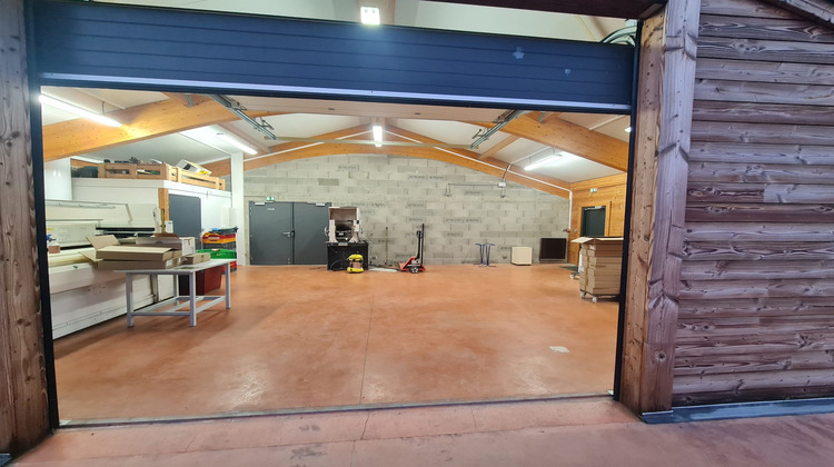 Ma-Cabane - Location Local commercial Feurs, 250 m²