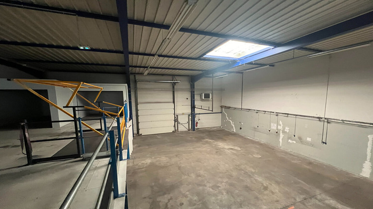 Ma-Cabane - Location Local commercial FEVES, 910 m²