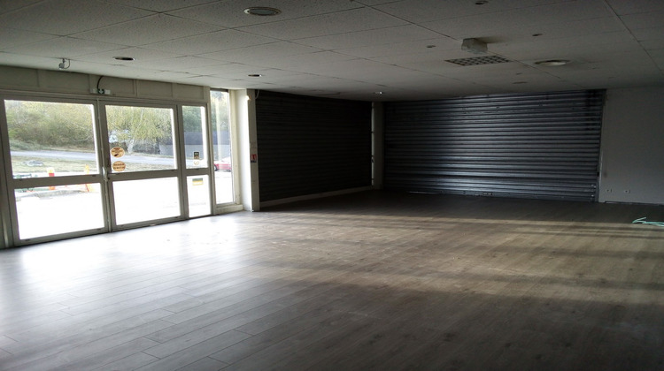 Ma-Cabane - Location Local commercial Feytiat, 900 m²