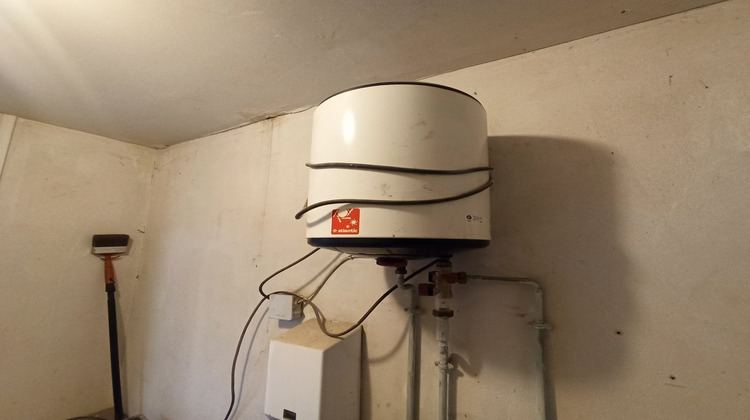 Ma-Cabane - Location Local commercial Feytiat, 220 m²