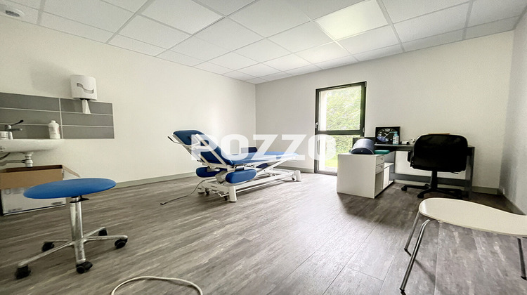 Ma-Cabane - Location Local commercial FLEURY, 80 m²