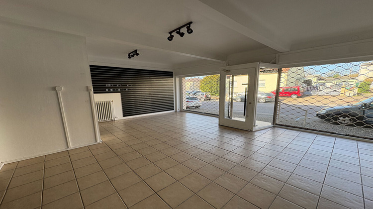 Ma-Cabane - Location Local commercial FOLSCHVILLER, 34 m²