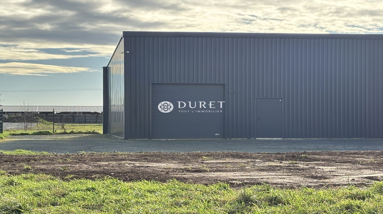 Ma-Cabane - Location Local commercial Fontenay-le-Comte, 100 m²