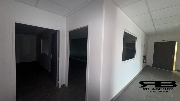 Ma-Cabane - Location Local commercial Fort de France, 118 m²