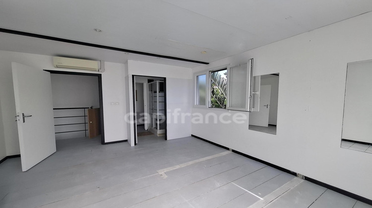 Ma-Cabane - Location Local commercial FORT DE FRANCE, 69 m²