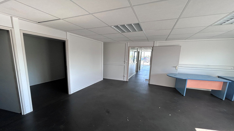 Ma-Cabane - Location Local commercial FOULAYRONNES, 137 m²