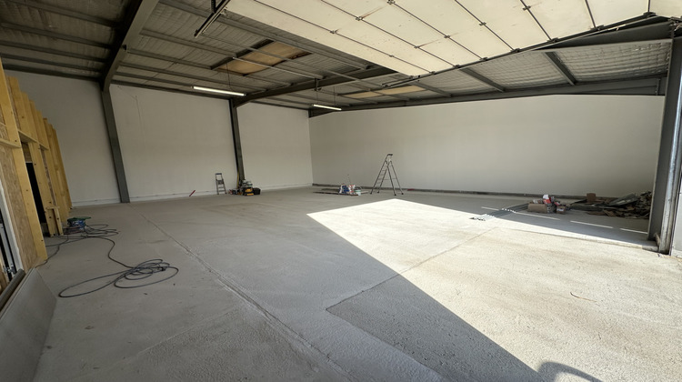 Ma-Cabane - Location Local commercial Fréjus, 235 m²