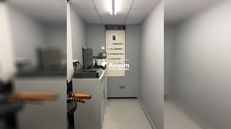 Ma-Cabane - Location Local commercial Fréjus, 1630 m²