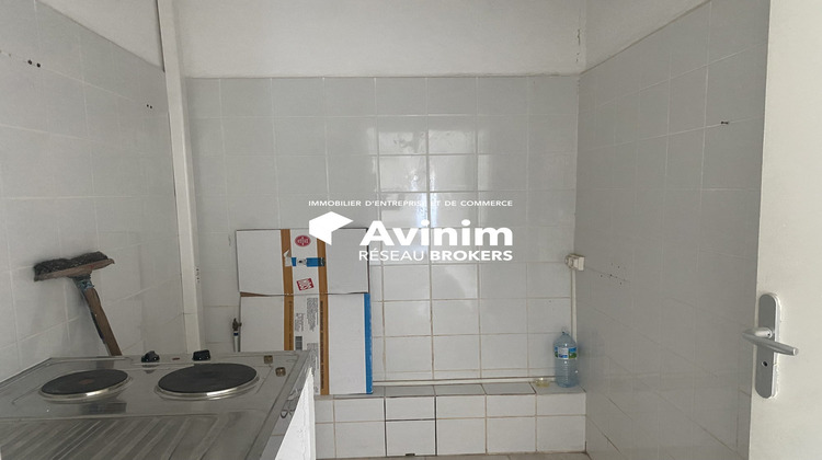 Ma-Cabane - Location Local commercial Fréjus, 280 m²