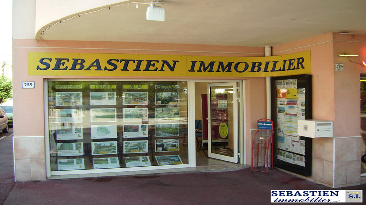 Ma-Cabane - Location Local commercial Fréjus, 47 m²