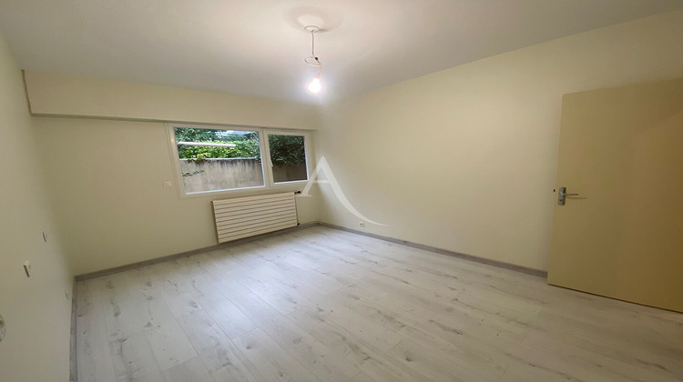 Ma-Cabane - Location Local commercial FRESNES, 47 m²