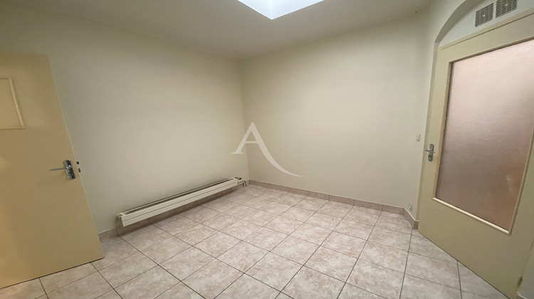 Ma-Cabane - Location Local commercial FRESNES, 47 m²