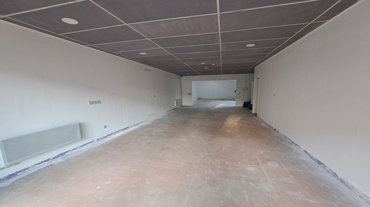 Ma-Cabane - Location Local commercial FUMEL, 85 m²