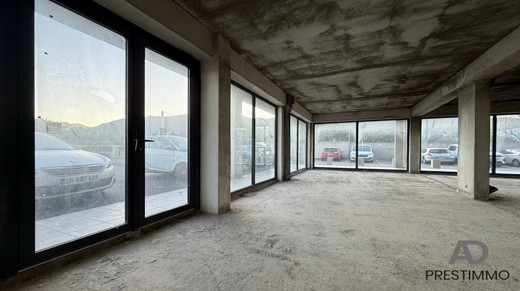 Ma-Cabane - Location Local commercial Furiani, 80 m²