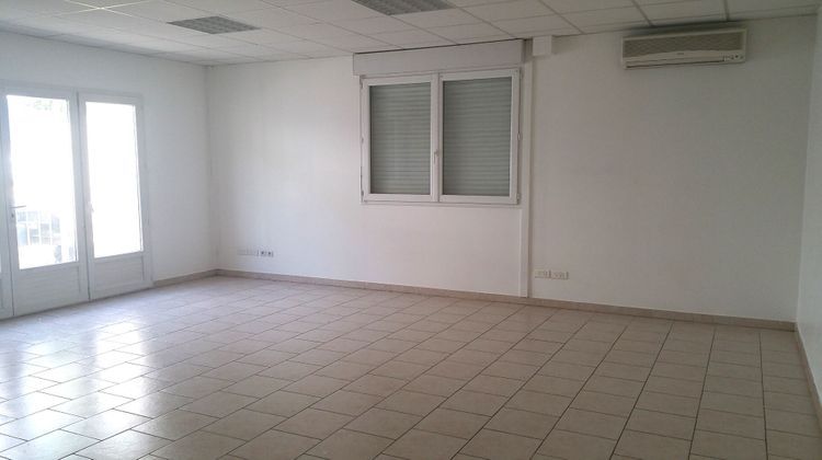 Ma-Cabane - Location Local commercial GARDANNE, 110 m²