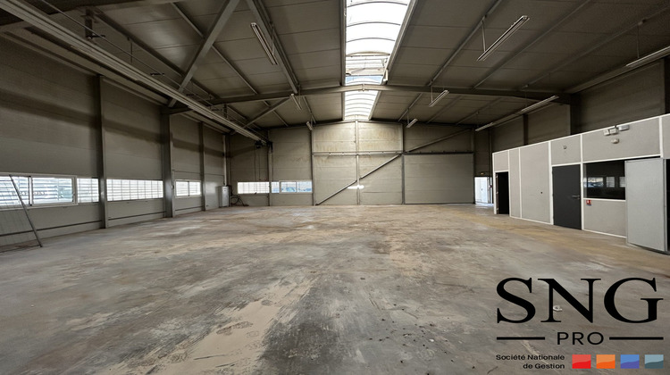 Ma-Cabane - Location Local commercial Gardanne, 253 m²