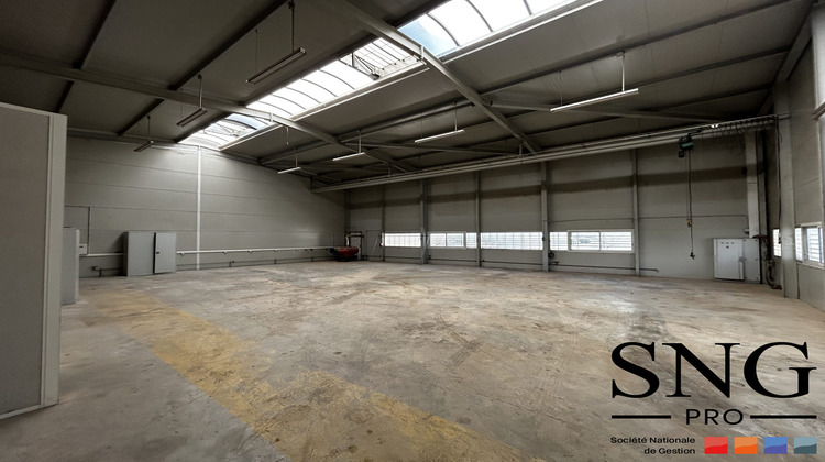 Ma-Cabane - Location Local commercial Gardanne, 253 m²