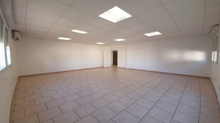 Ma-Cabane - Location Local commercial GARDANNE, 107 m²